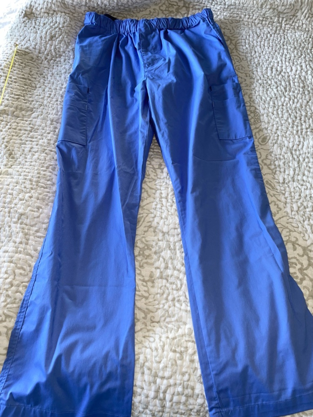Med Couture Men’s Blue Medical Scrub Pants. Large.